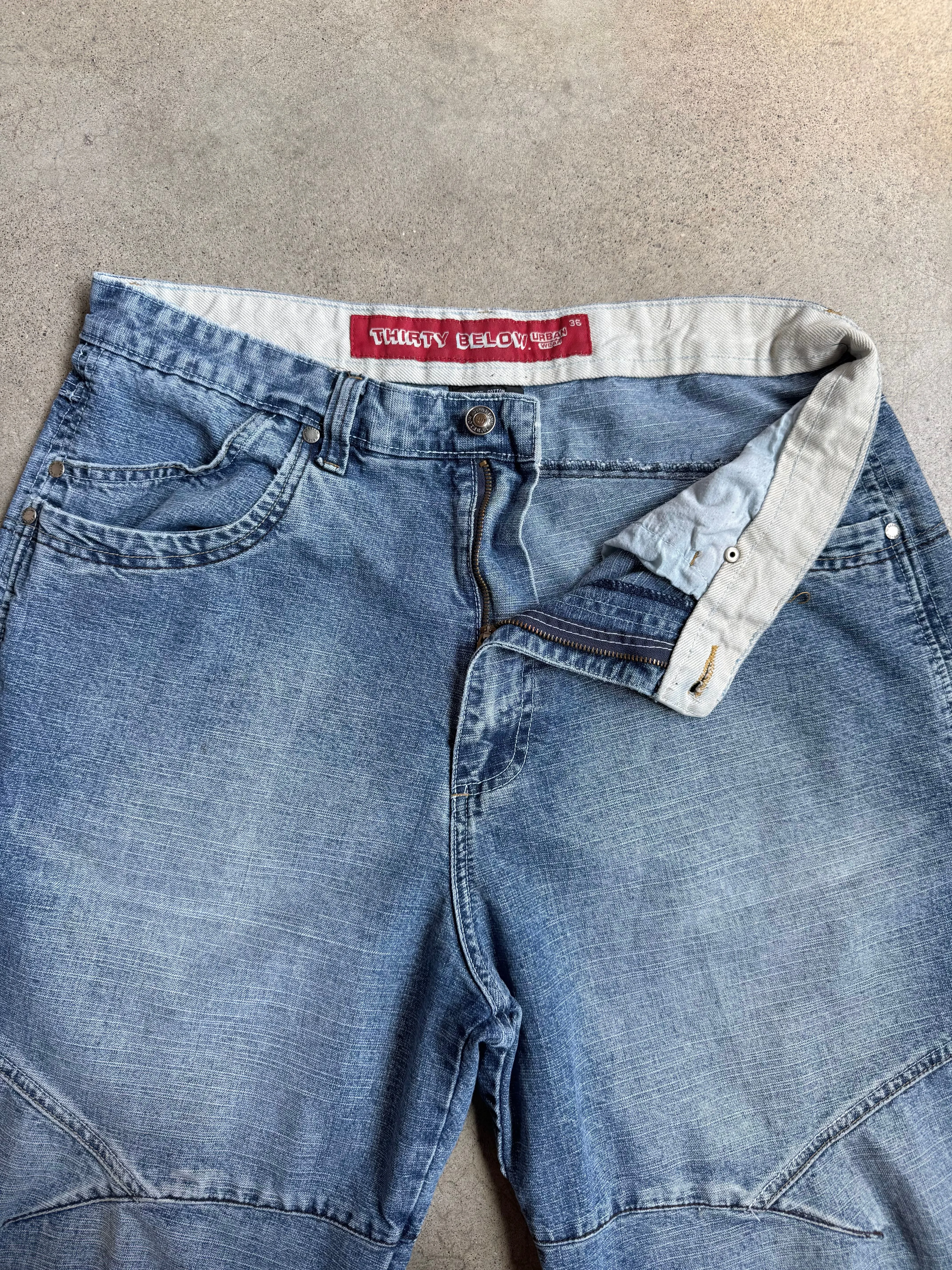 Y2K Thirty Below Faded Baggy Jean Shorts (W36)